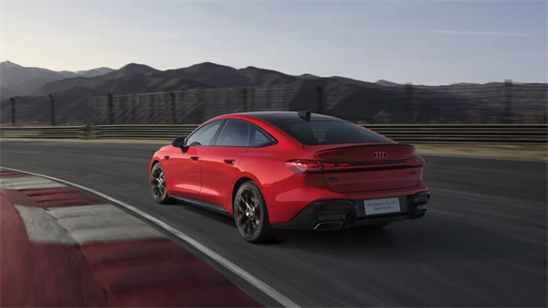 全新上汽奥迪A5L Sportback正式上市，限时臻享价25.99万元起